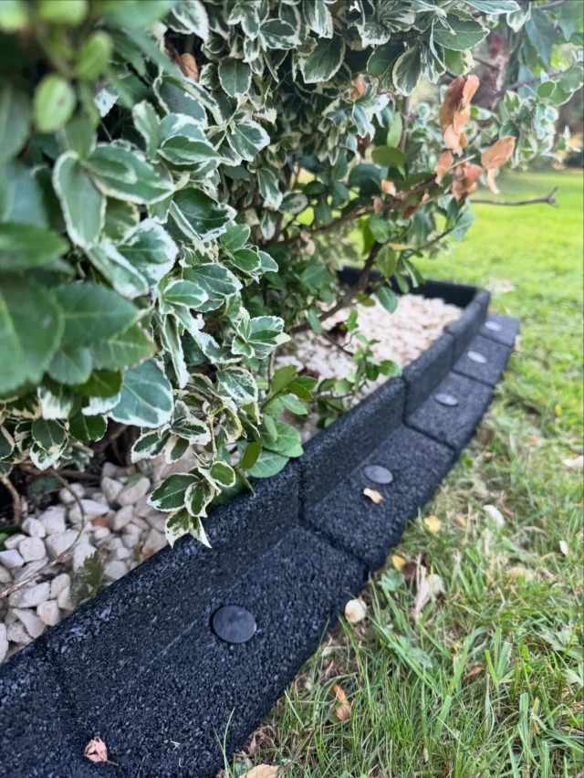 How to Install Rubber Lawn Edging: Easy Steps for a Perfect Yard